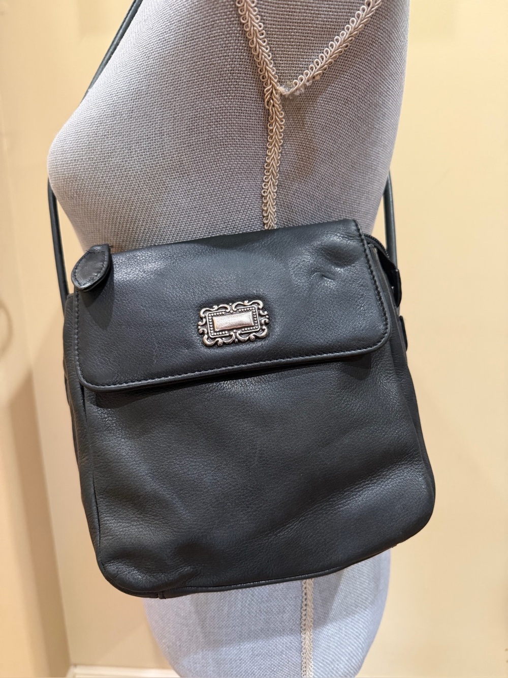 Fossil Black Leather Crossbody Bag with Silver Accent